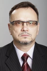 Пластический хирург Владимир Варламов